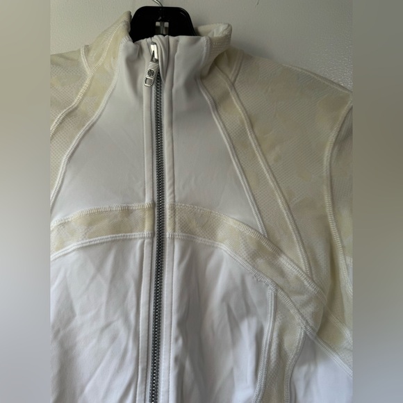 Lululemon Define Jacket Flocked - Picture 4 of 16